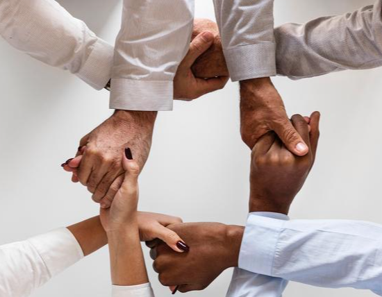昆山昊腾鑫机械有限公司自动化生产线整机设计方案与行业应用案例